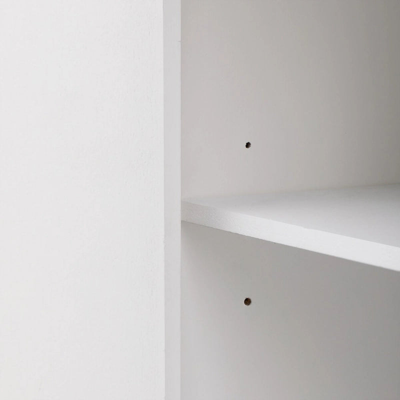 Meuble simple à trois portes, réglable